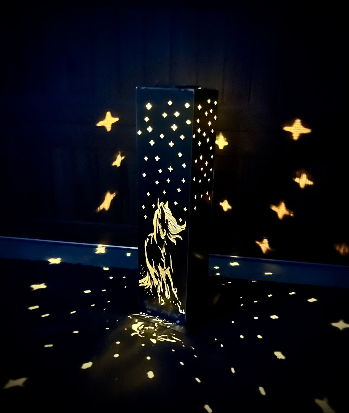 Horse & Stars Solar Pillar Luminary - Steel