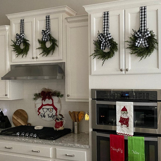 Mini Christmas Cabinet Wreath