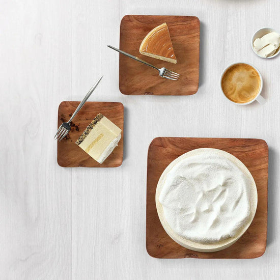 Tressa Acacia Wood Square Plates (Set of 3)
